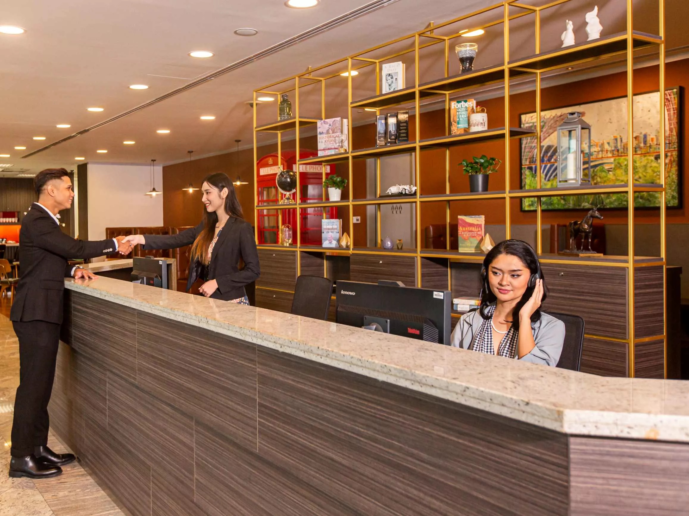 Serviced Office, CapitaGreen, Singapore, CBD, Receptionist